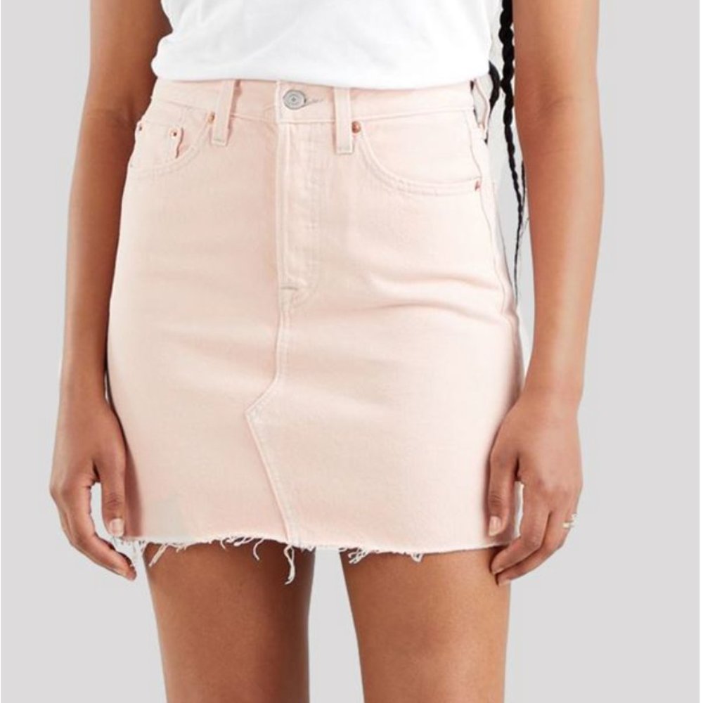 NWOT Levi's High Rise Deconstructed Button Fly Pink Skirt - Size 29
